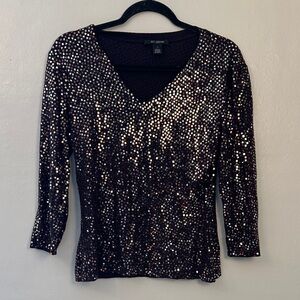 St.John sequin top 3/4 sleeves with n-neck size small
